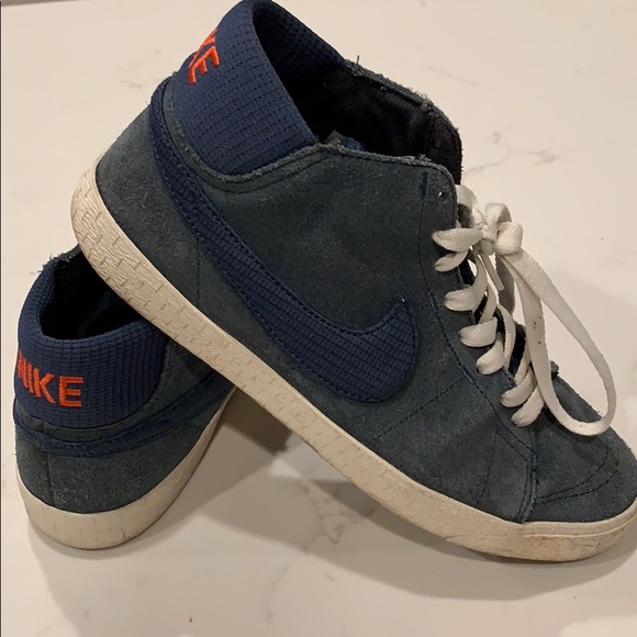 Nike high tops - Picture 1 of 4